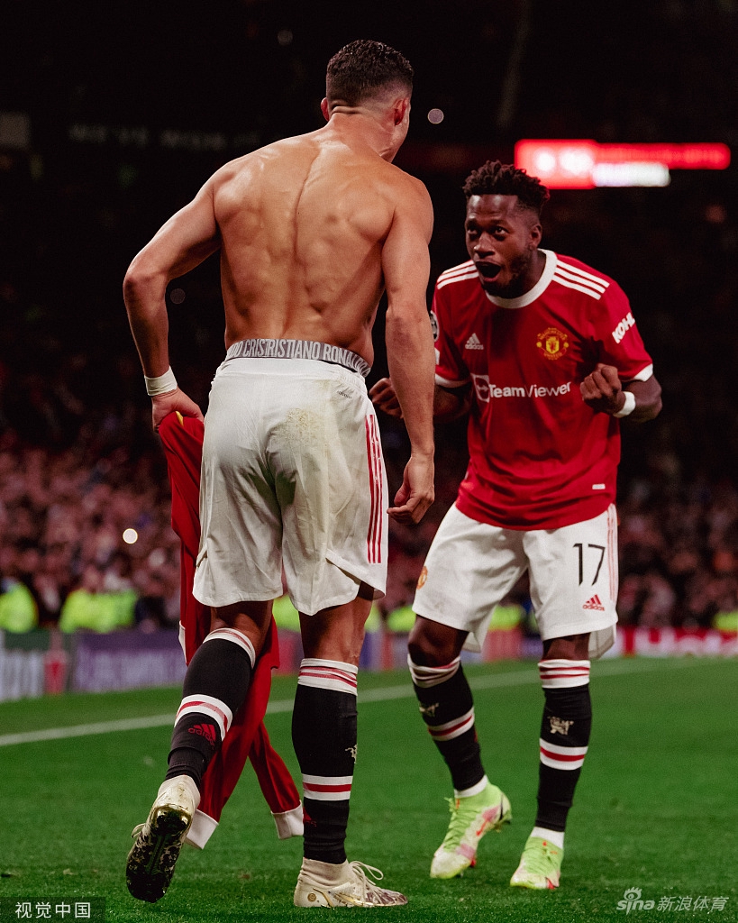 [欧冠]曼联2-1比利亚雷亚尔 C罗95分钟绝杀
