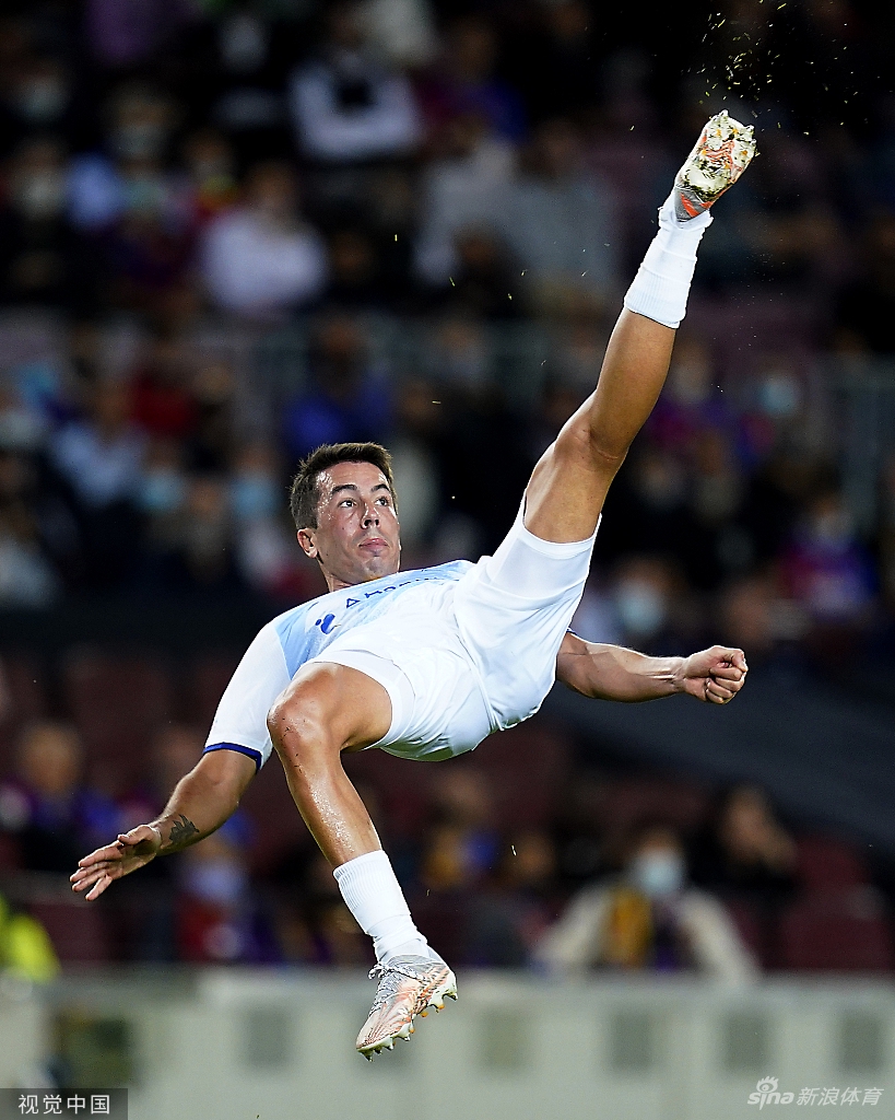 [欧冠]巴萨1-0基辅迪纳摩 皮克破门