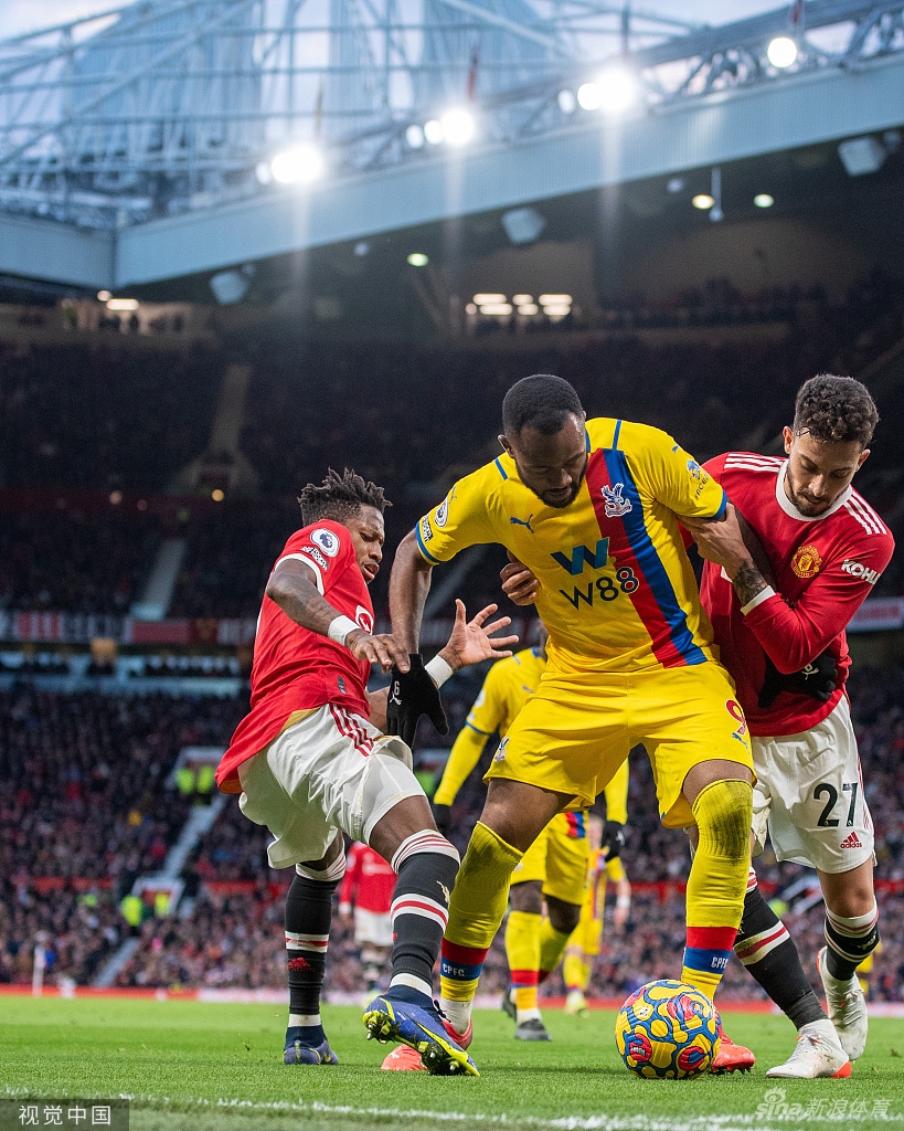 [英超]曼联1-0水晶宫 弗雷德破门