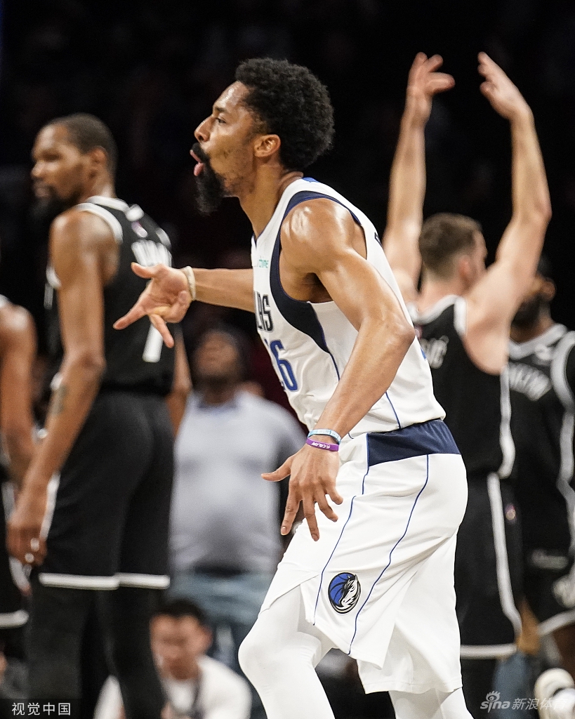 [NBA]独行侠113-111篮网 丁威迪绝杀