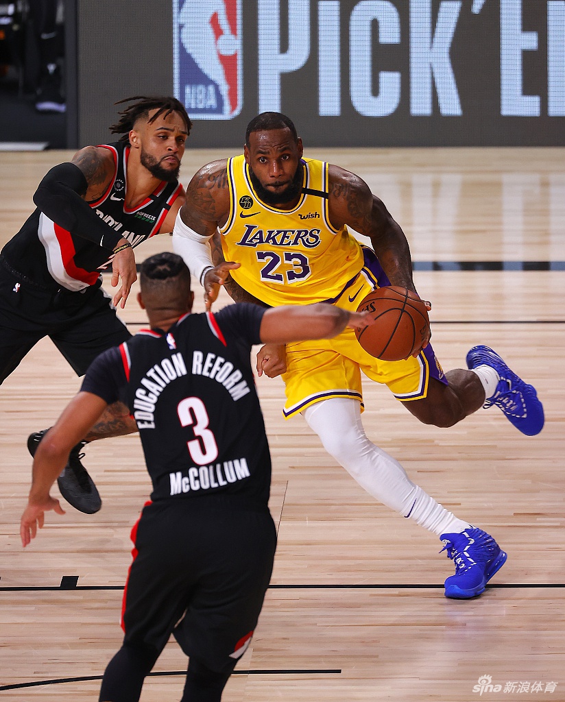 [NBA季后赛]开拓者100-93湖人 利拉德34分力压詹姆斯