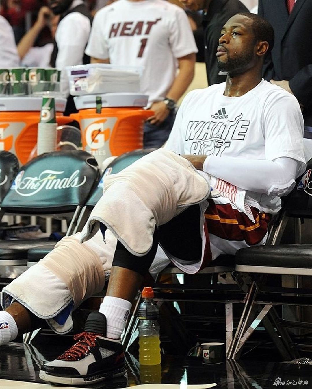 健康堪称NBA球员一生之敌 科比麦蒂场下是怎样治疗的