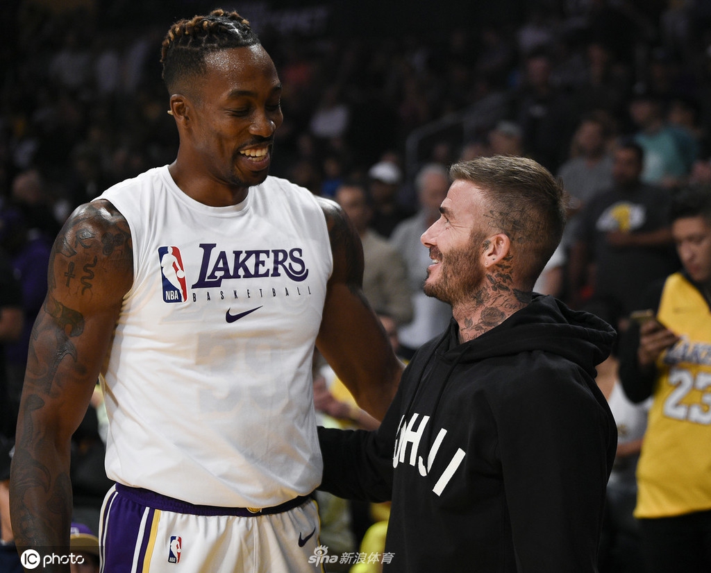 霍华德与贝克汉姆寒暄