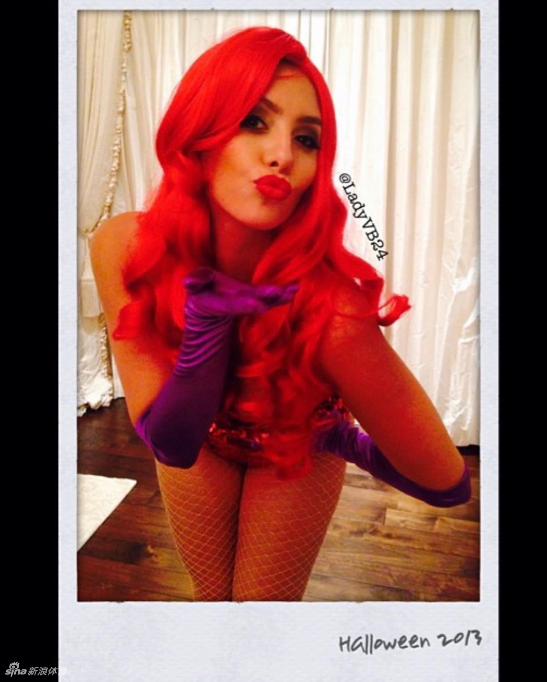 科比美妻瓦妮莎晒历年万圣节装扮 狂野小猫vs火辣女巫