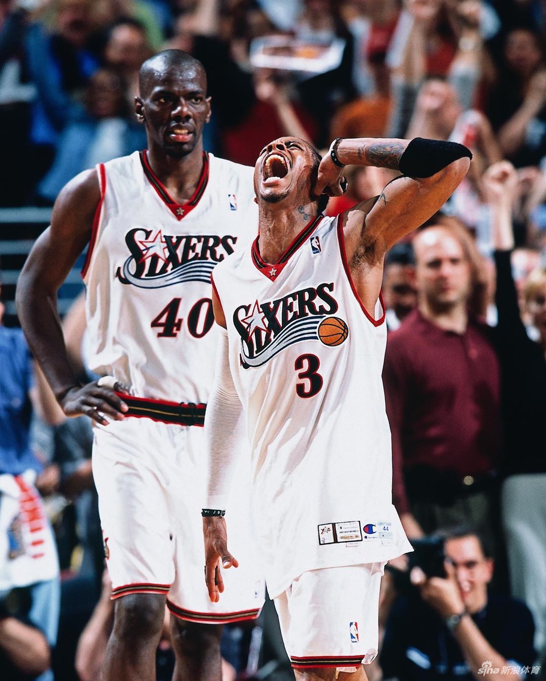 艾弗森45岁生日快乐 感谢球迷：爱所有爱我的人！