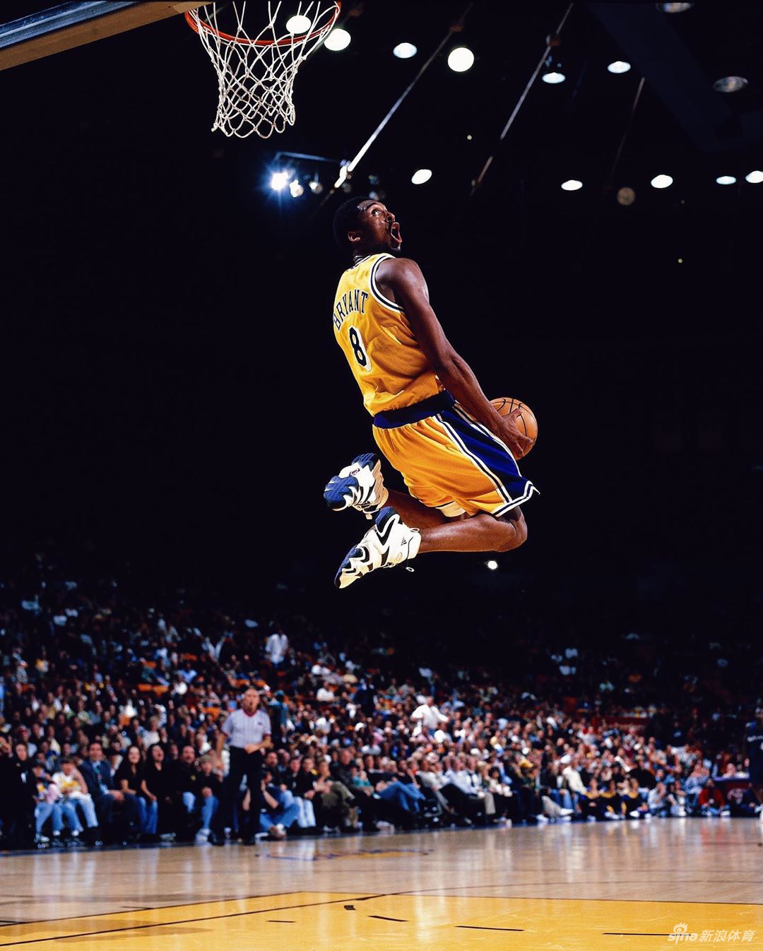 科比42岁生日快乐！全世界的球迷都想念你！