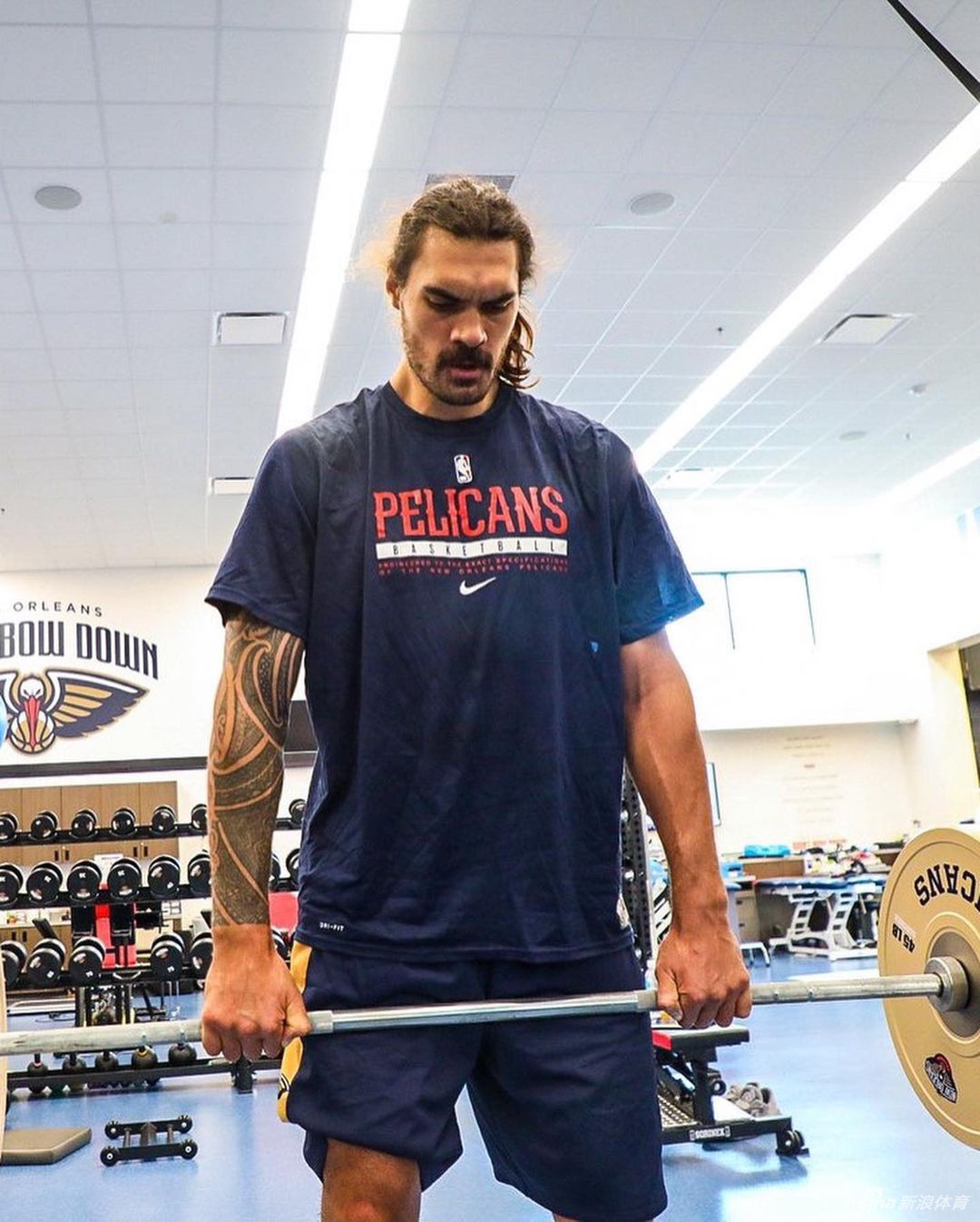 NBA新赛季快开始了！库里引领各队球员归队训练