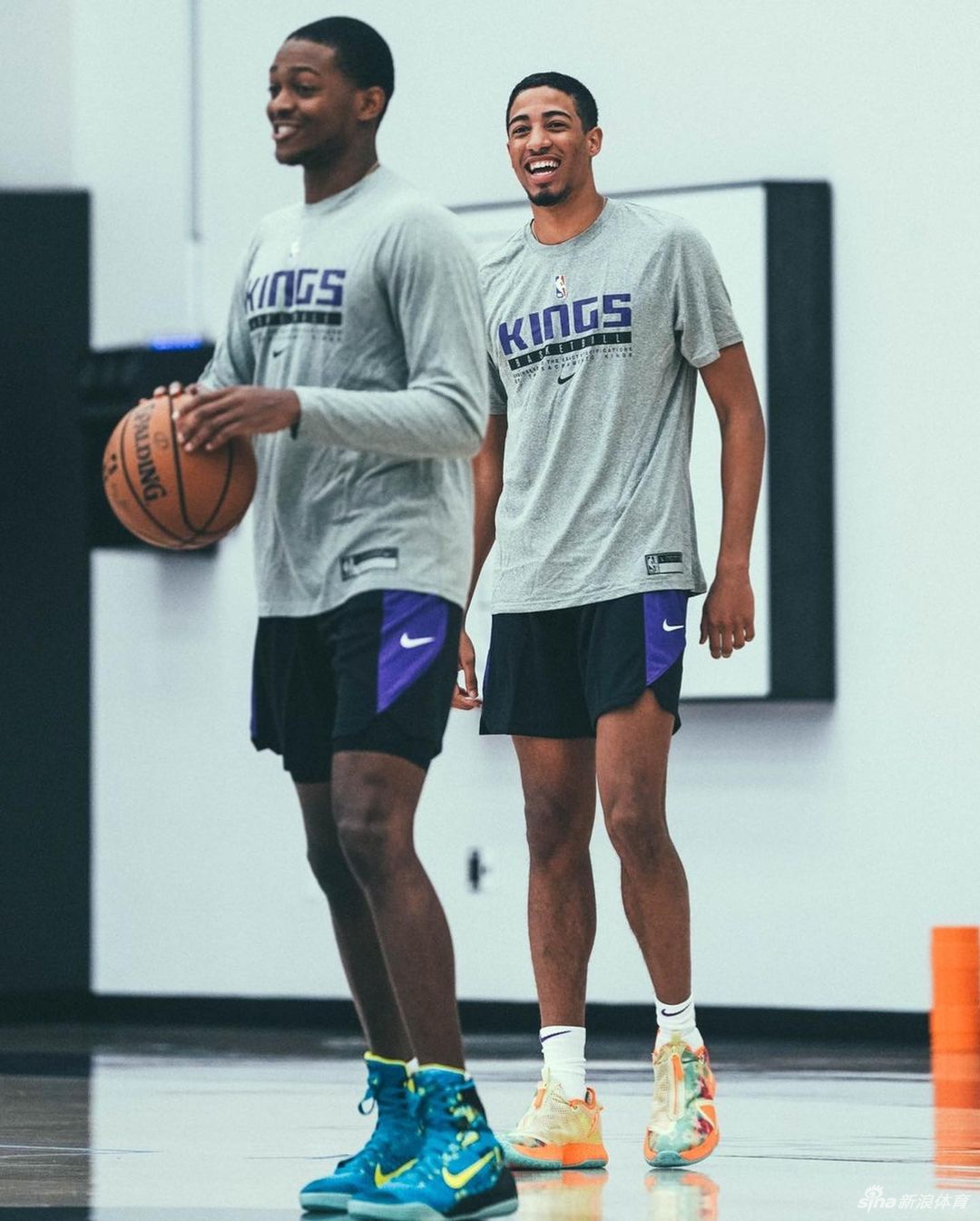 NBA新赛季快开始了！库里引领各队球员归队训练