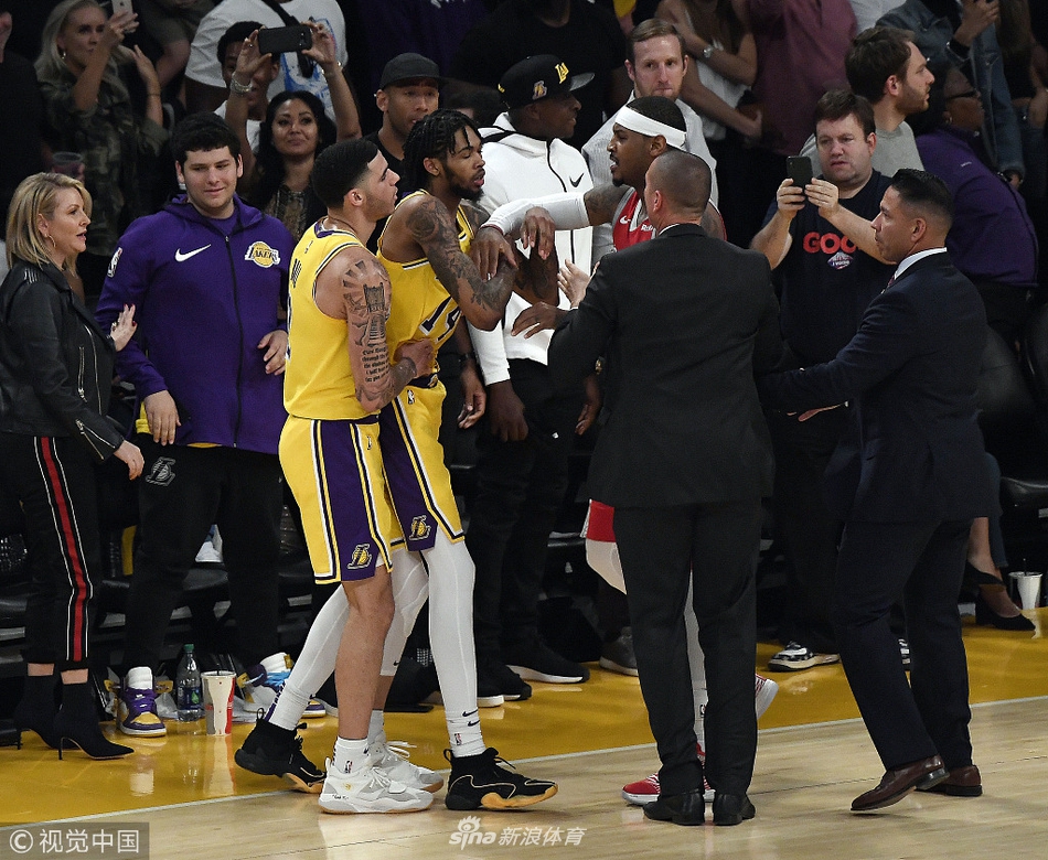 球哥甜瓜拦住英格拉姆