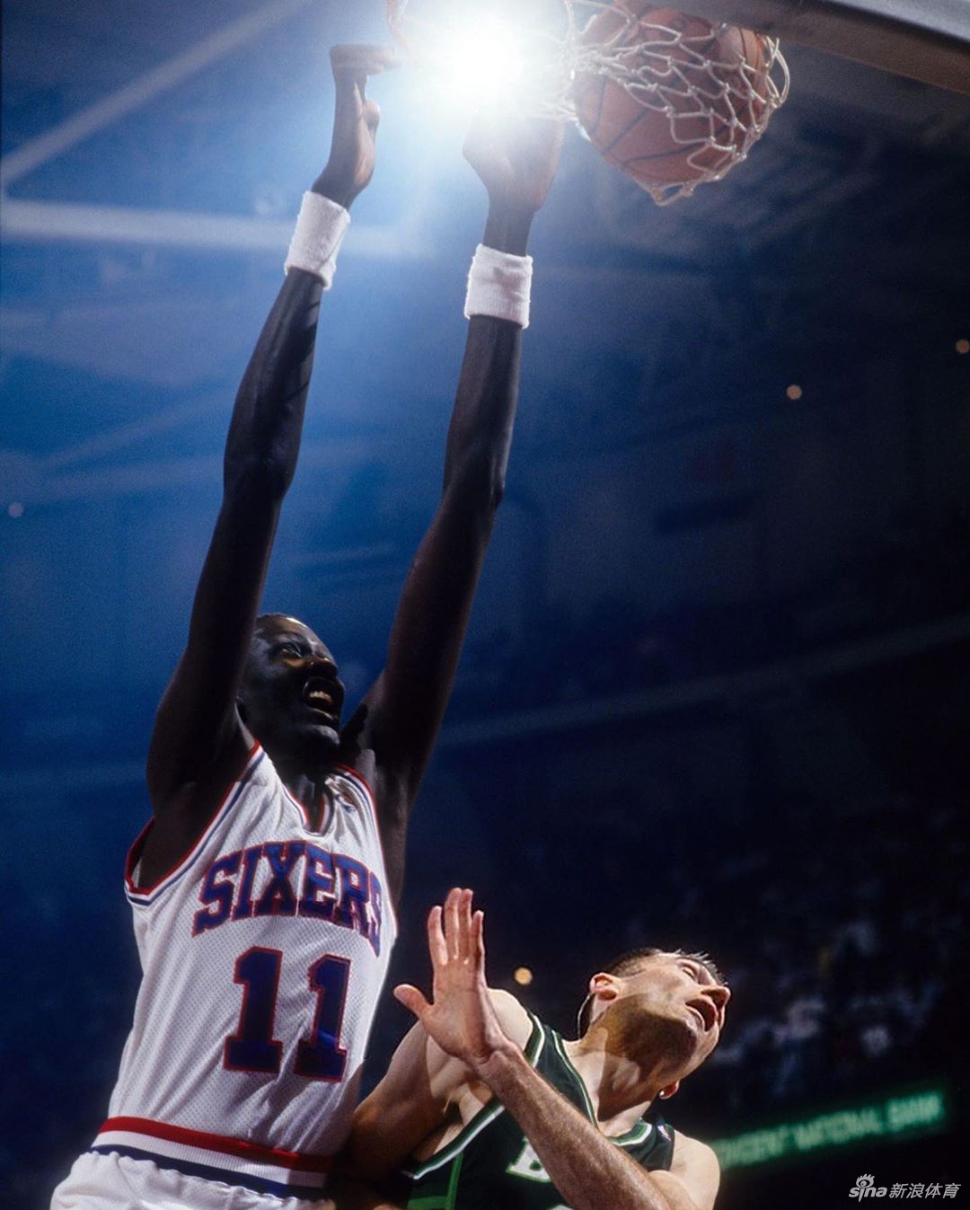 NBA身高最高之人老照片：前盖帽王 感受真正的大长腿