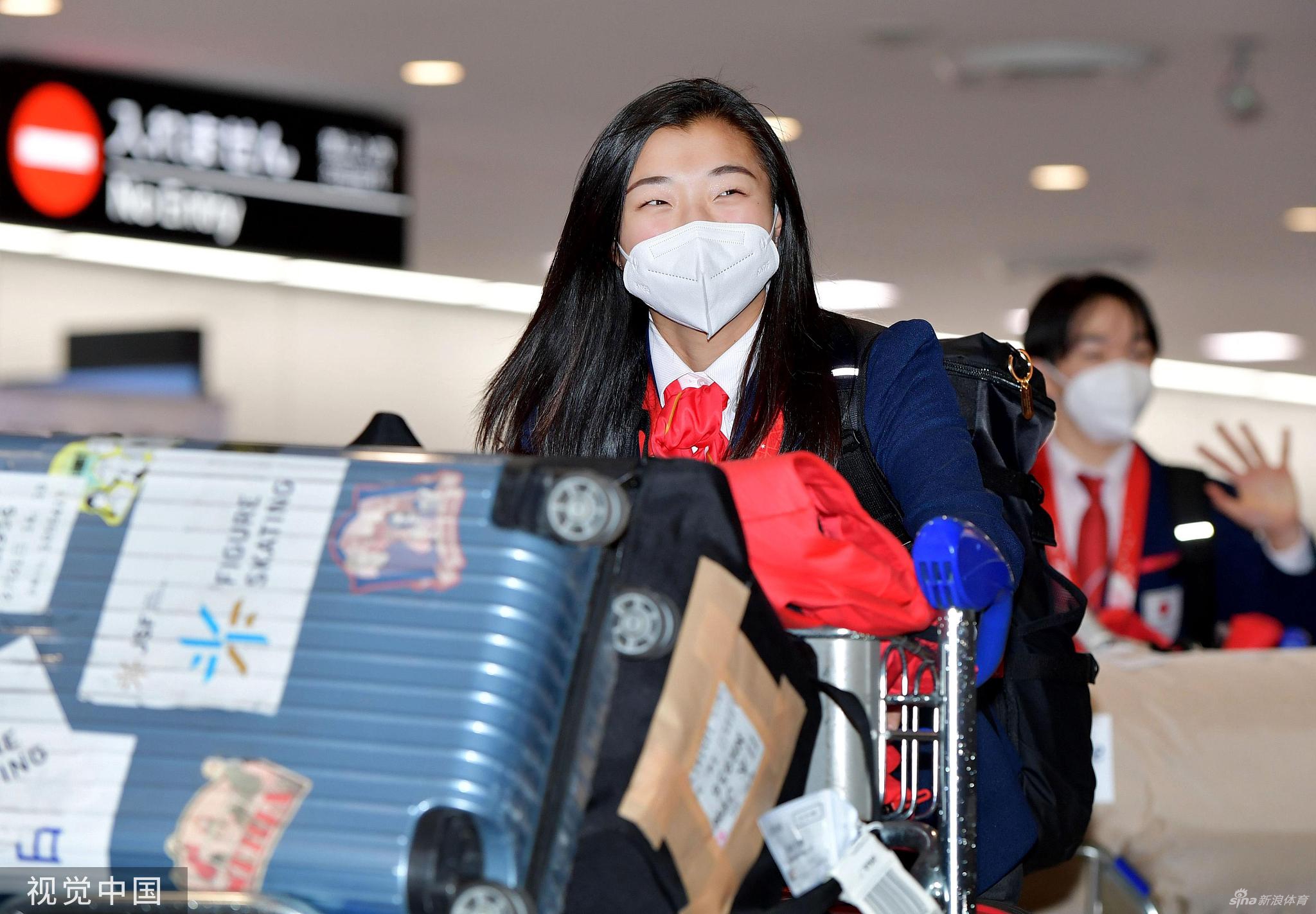 羽生结弦领衔日本冬奥代表团回国
