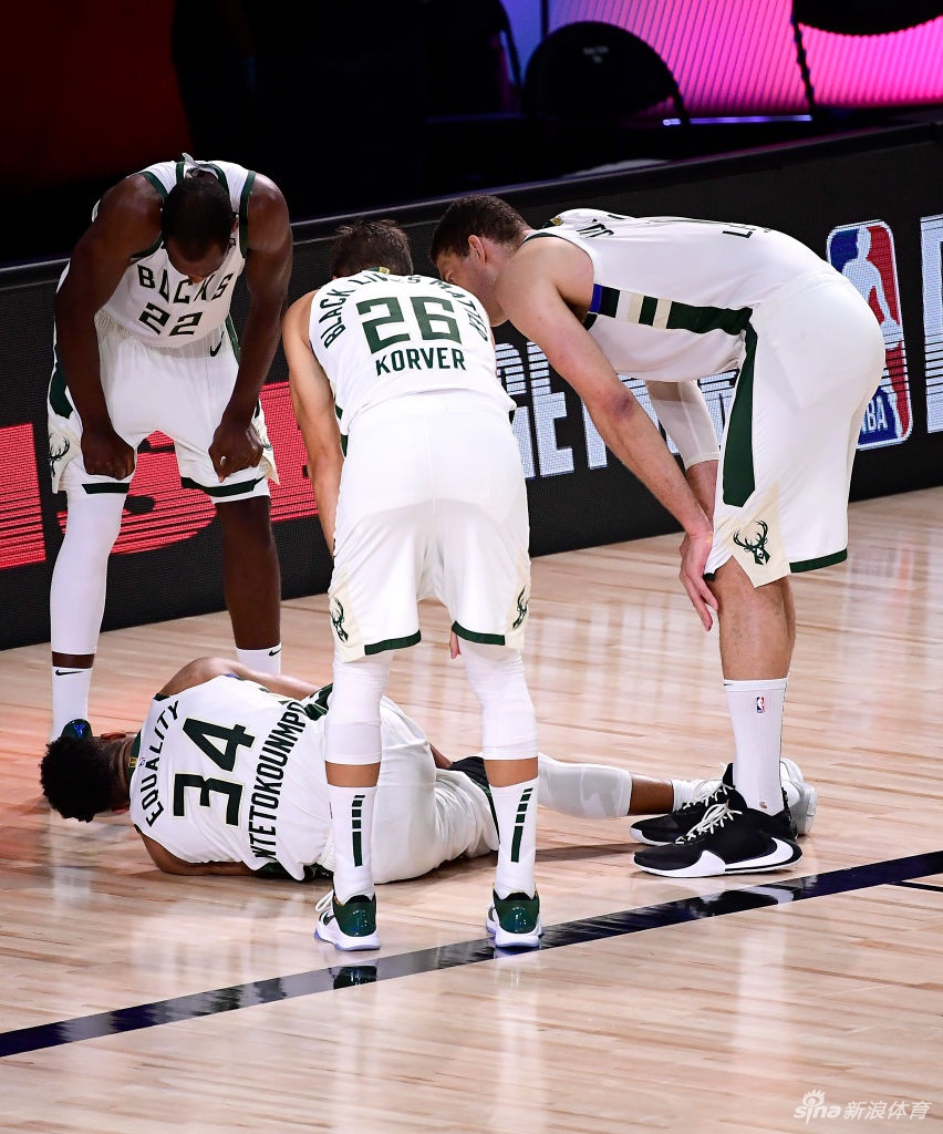 [NBA季后赛]雄鹿118-115热火 字母伤退米德尔顿36分