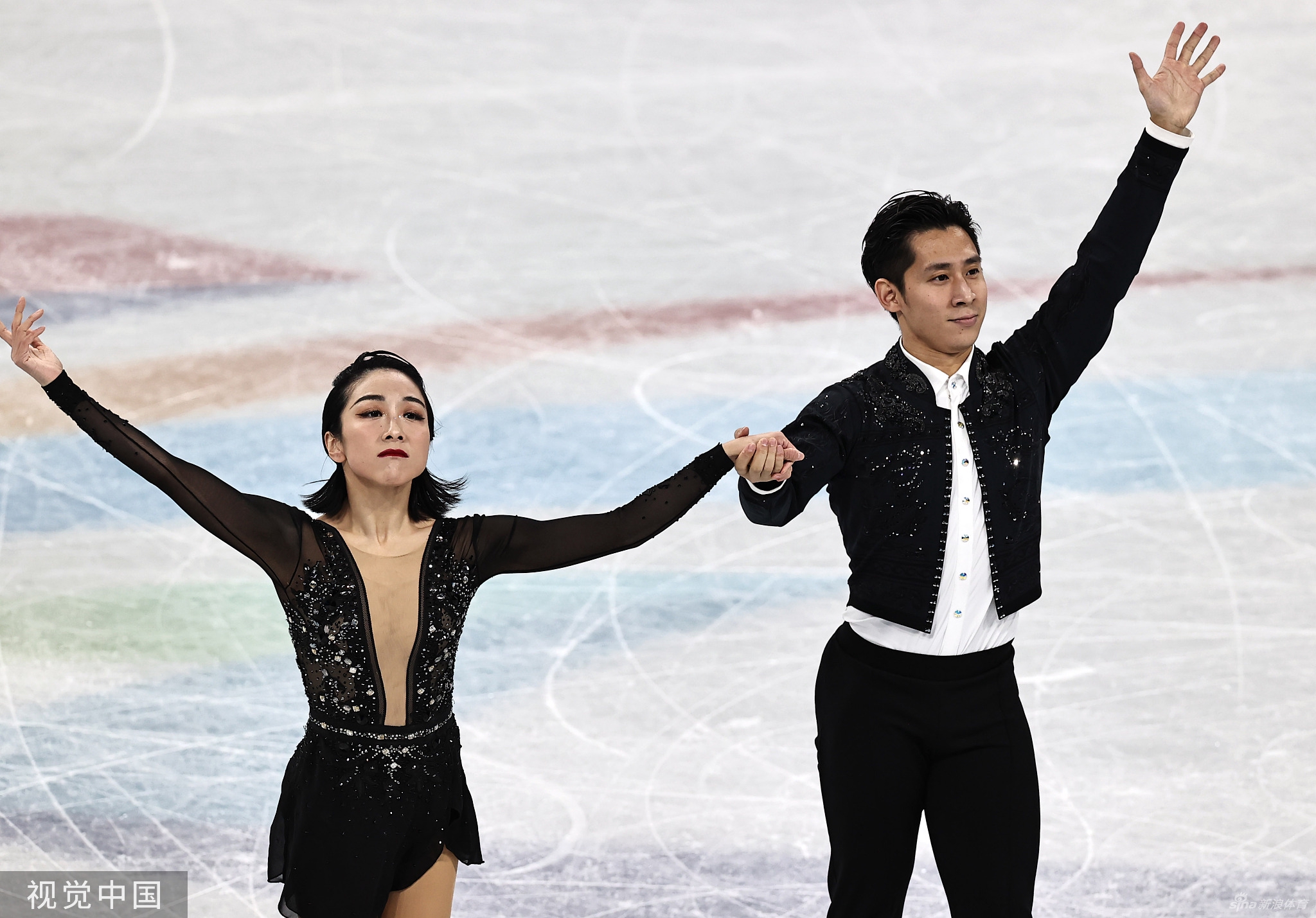 花滑双人短节目韩聪/隋文静排名第一