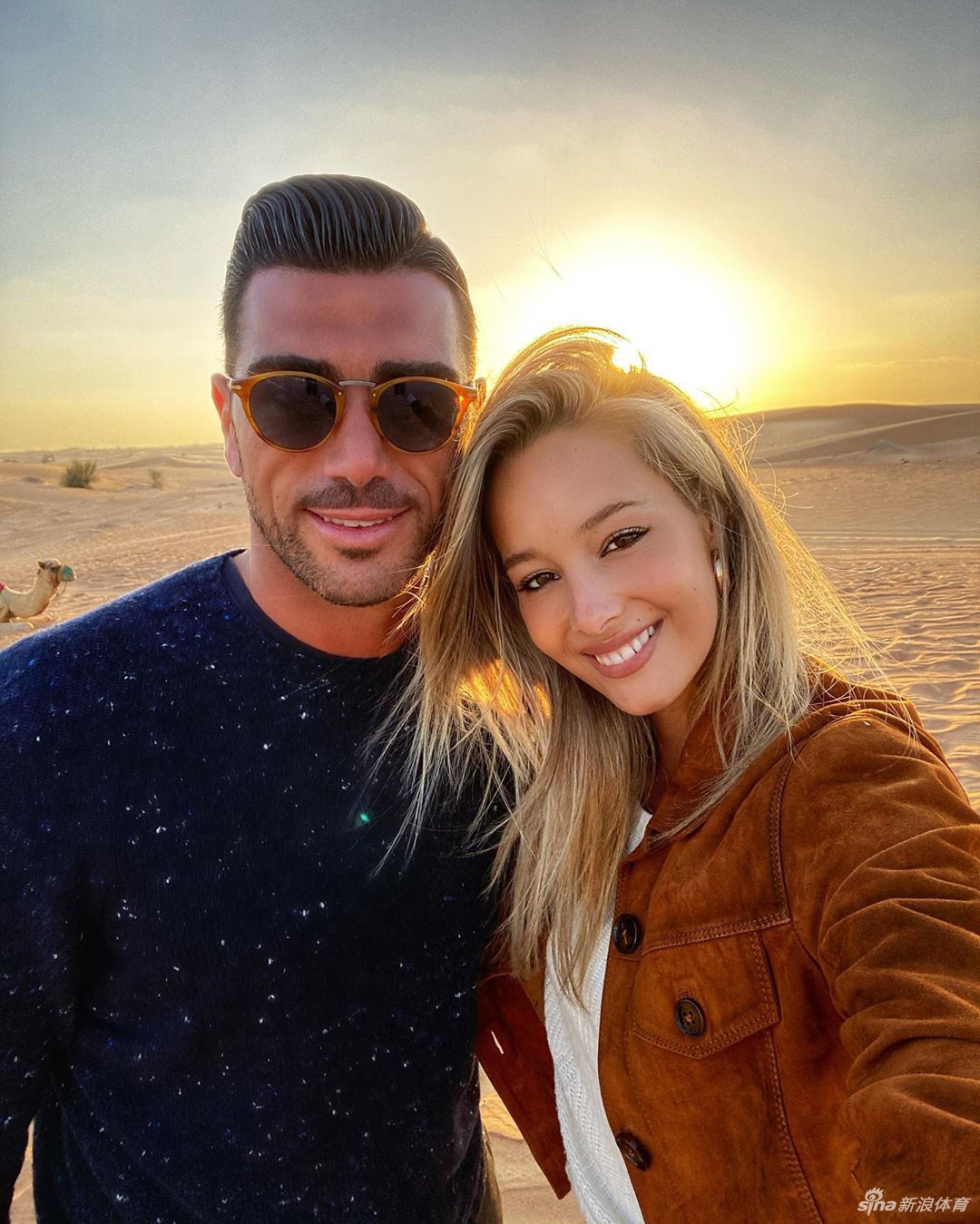 佩莱女友瓦尔加给男友送祝福:全家健康平安