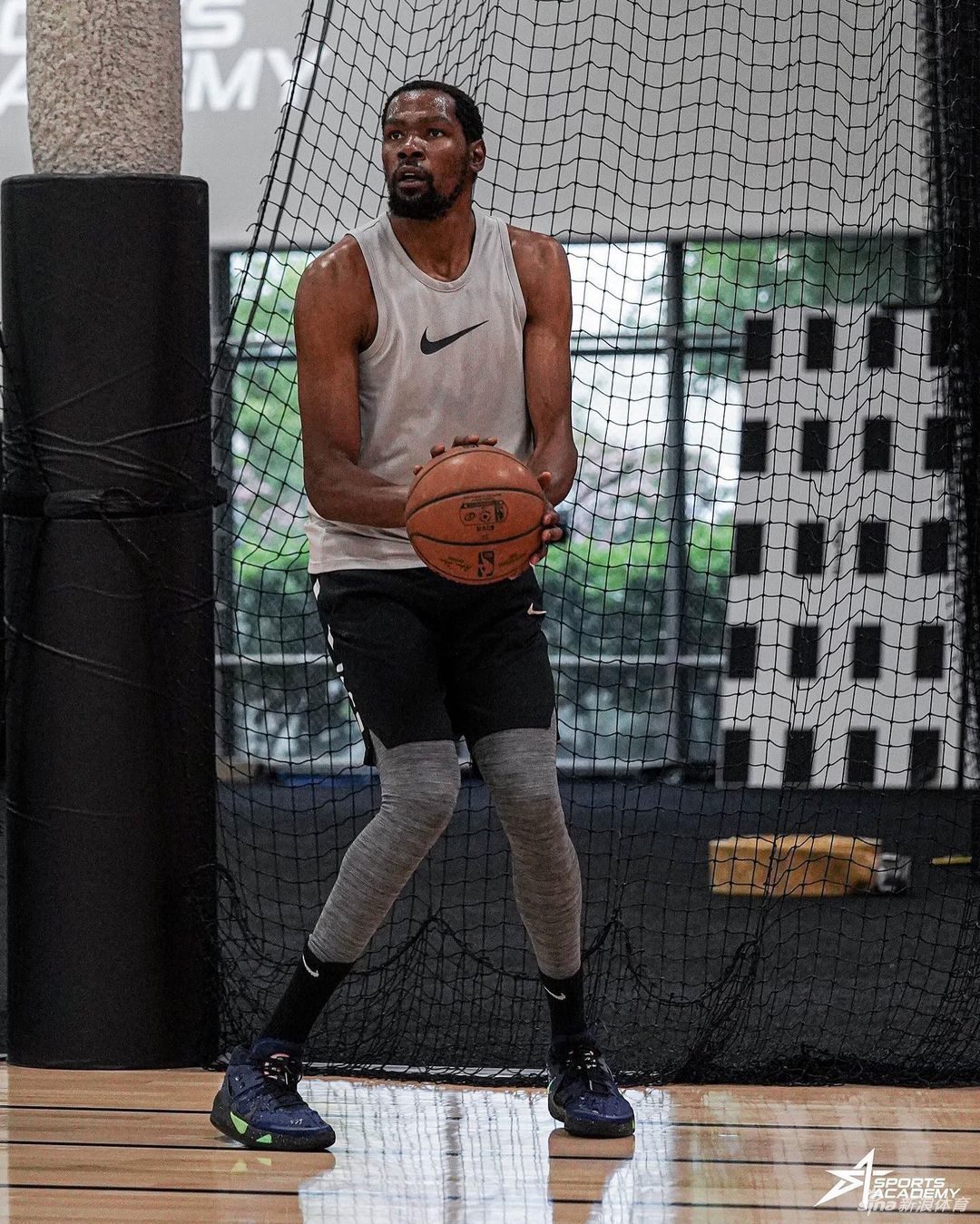 杜兰特最新训练照火力全开 期待KD王者归来