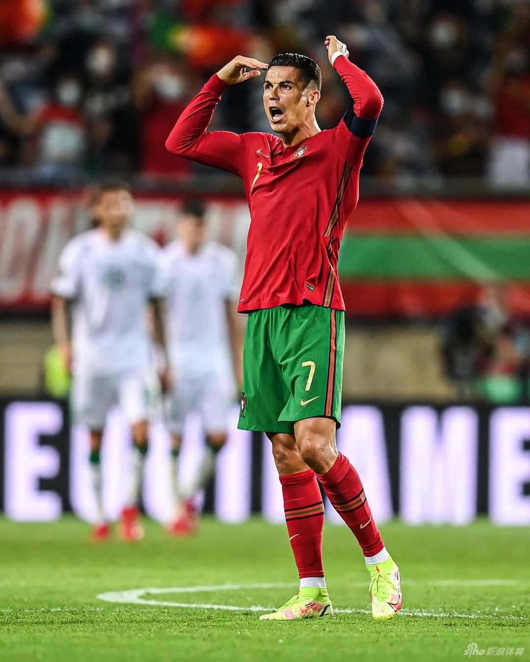C罗111球创男足国家队进球世界纪录