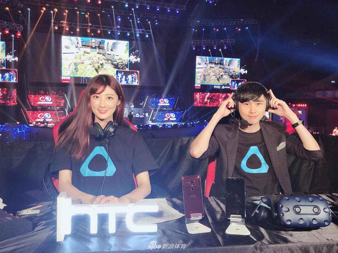 美女球迷为猛龙新赛季助威 傲人大长腿夺人眼球