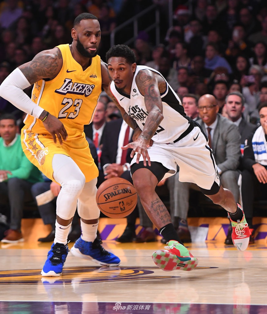 路威突破詹姆斯