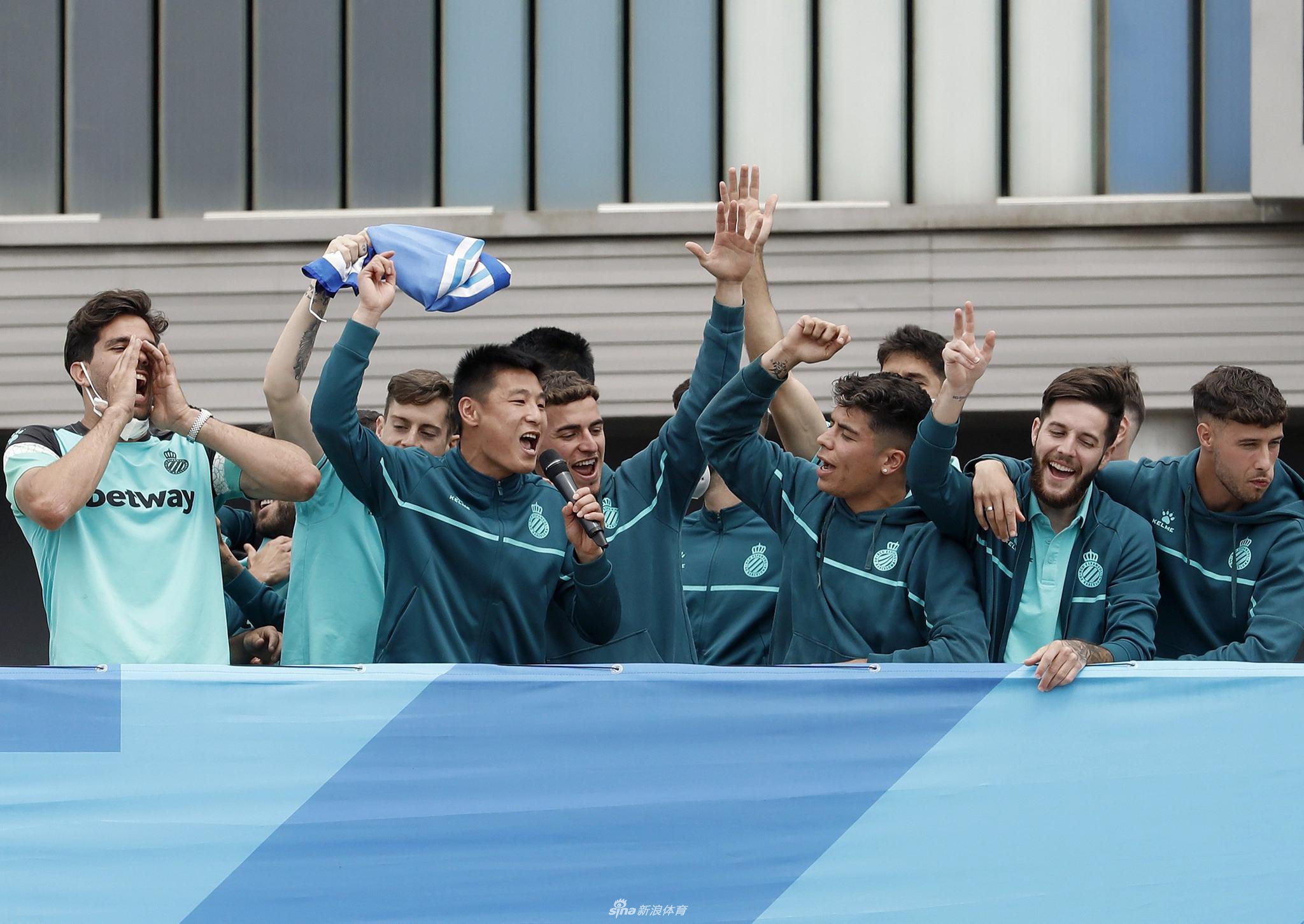 重返西甲！武磊中西语喊话球迷:我爱你们！