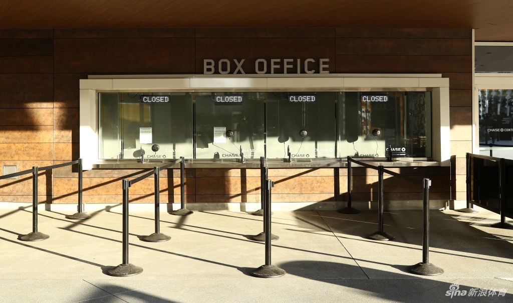 NBA官方通知：至少停赛一个月 各队球馆冷冷清清