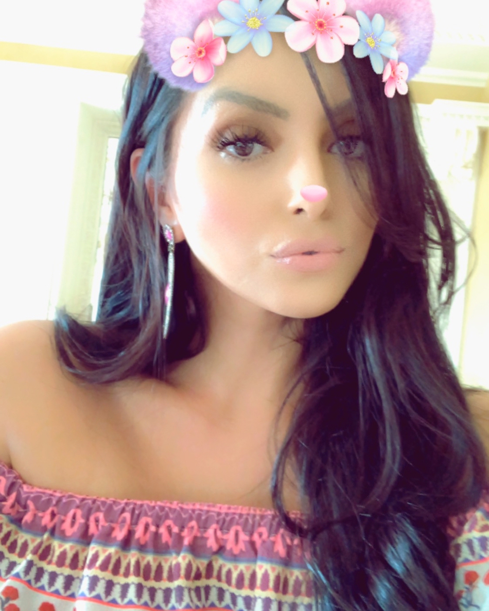 科比夫妇迪士尼狂撒狗粮！瓦嫂这一吻太甜了