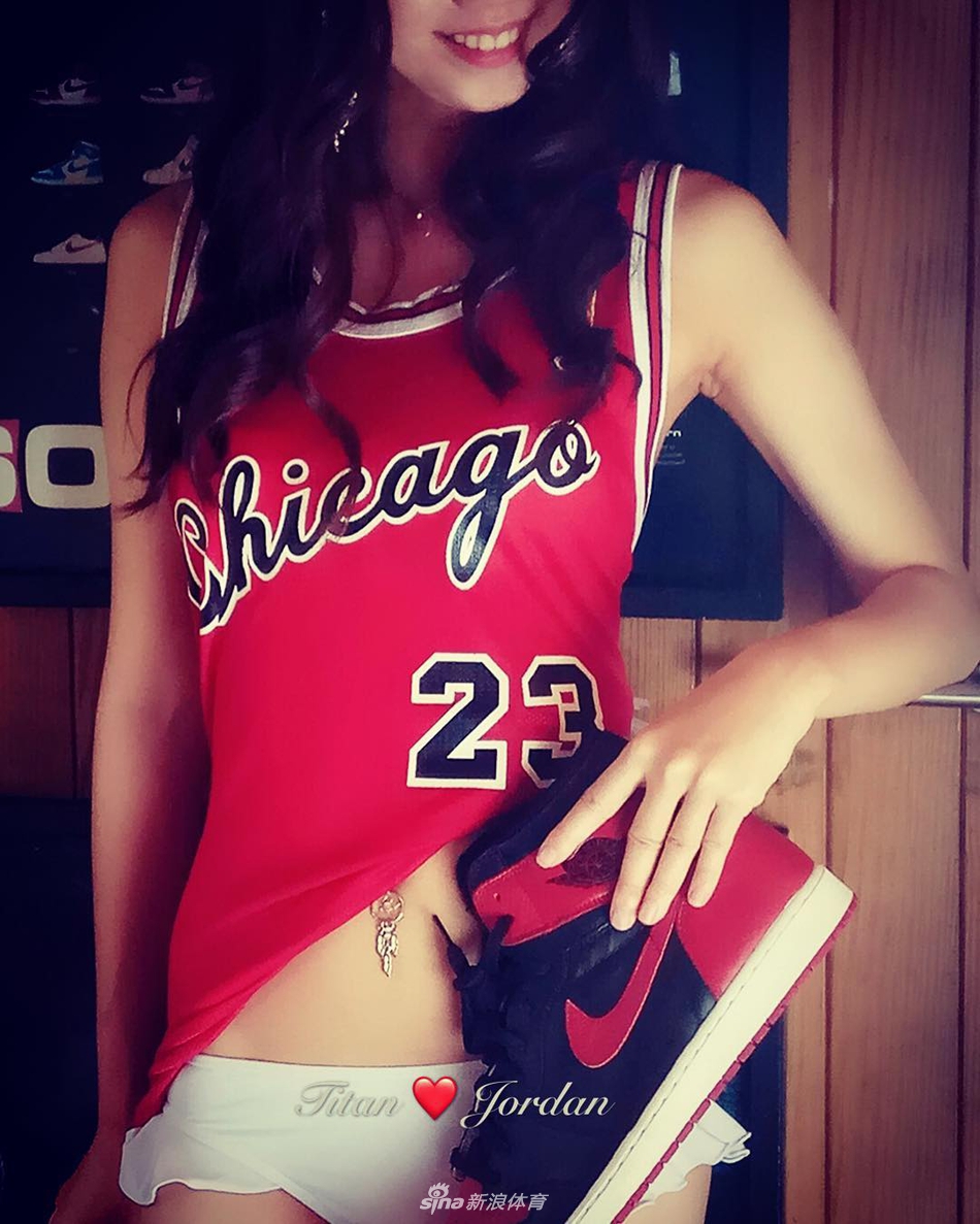 乔丹球衣和球鞋最配？长腿高跟了解一下