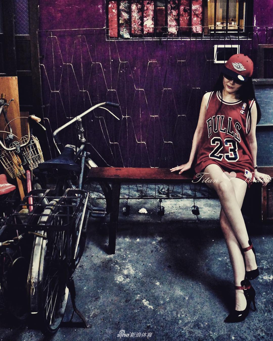 乔丹球衣和球鞋最配？长腿高跟了解一下