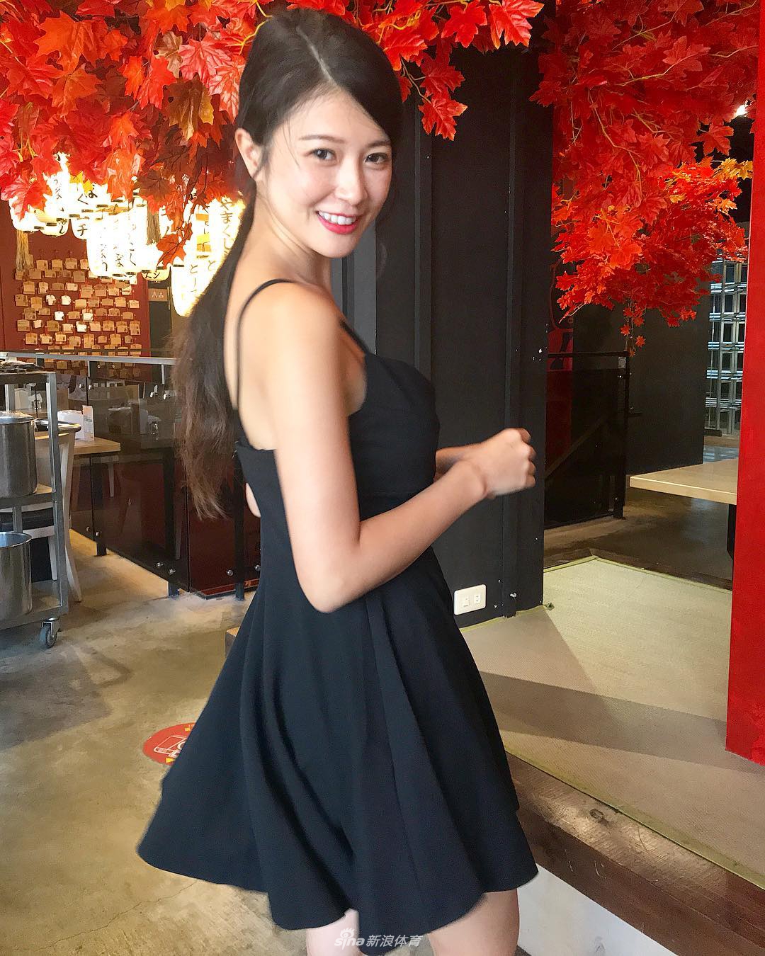 34D台妹身材火辣爱篮球爱运动