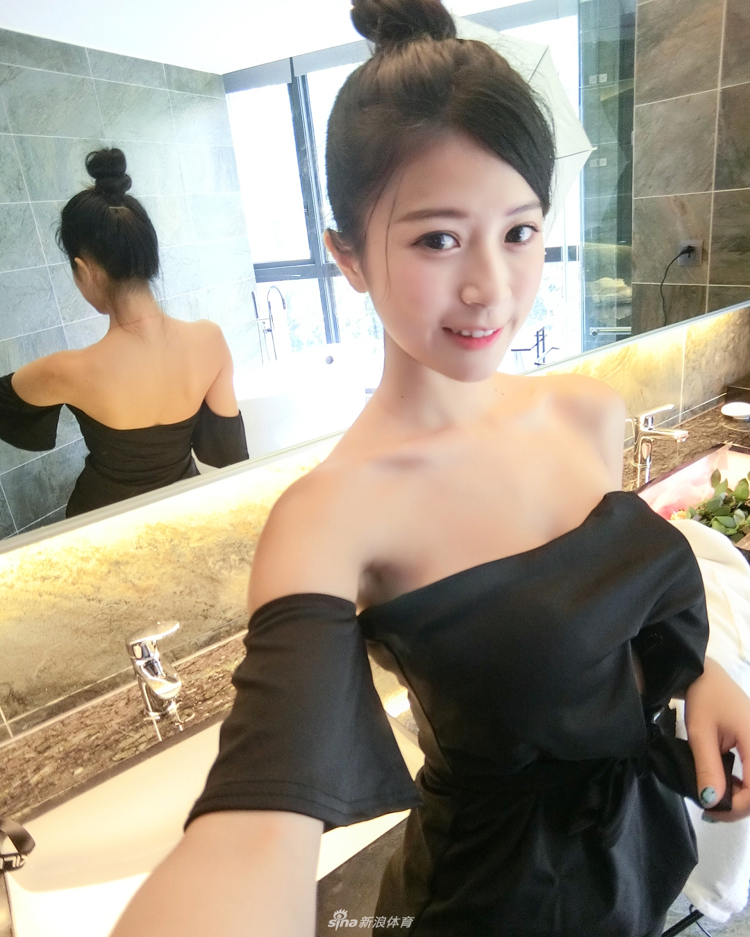 34D台妹身材火辣爱篮球爱运动