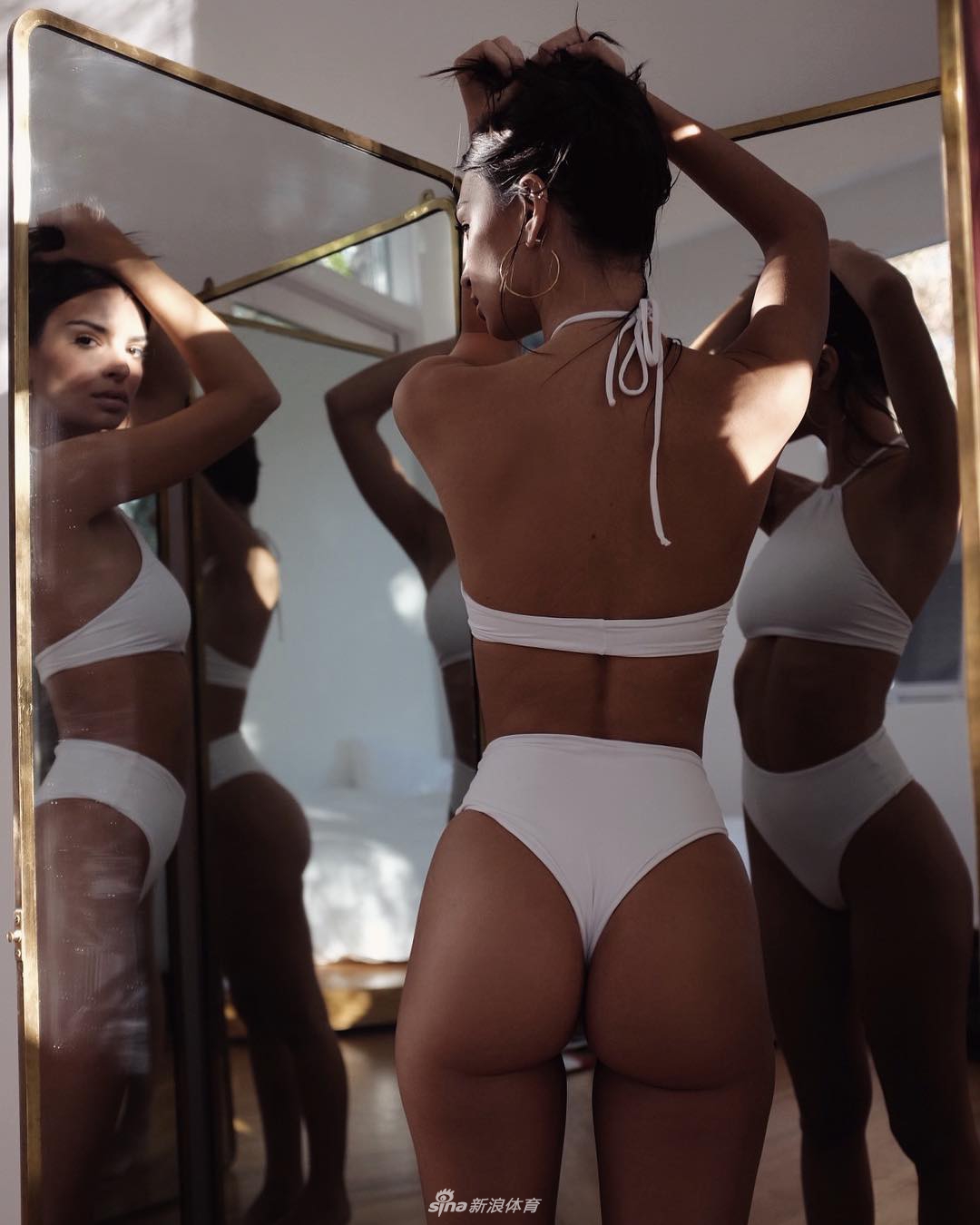 最火辣超模女球迷超爱看NBA 但只粉詹姆斯