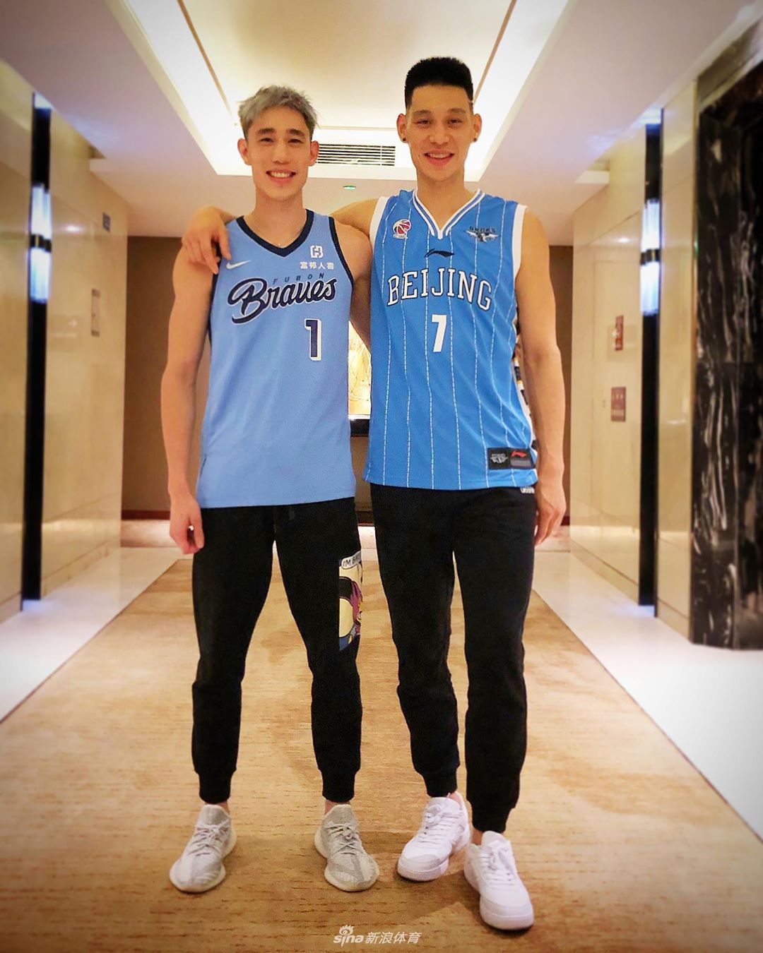 林书豪NBA生涯回顾:尼克斯“疯狂” 猛龙夺冠