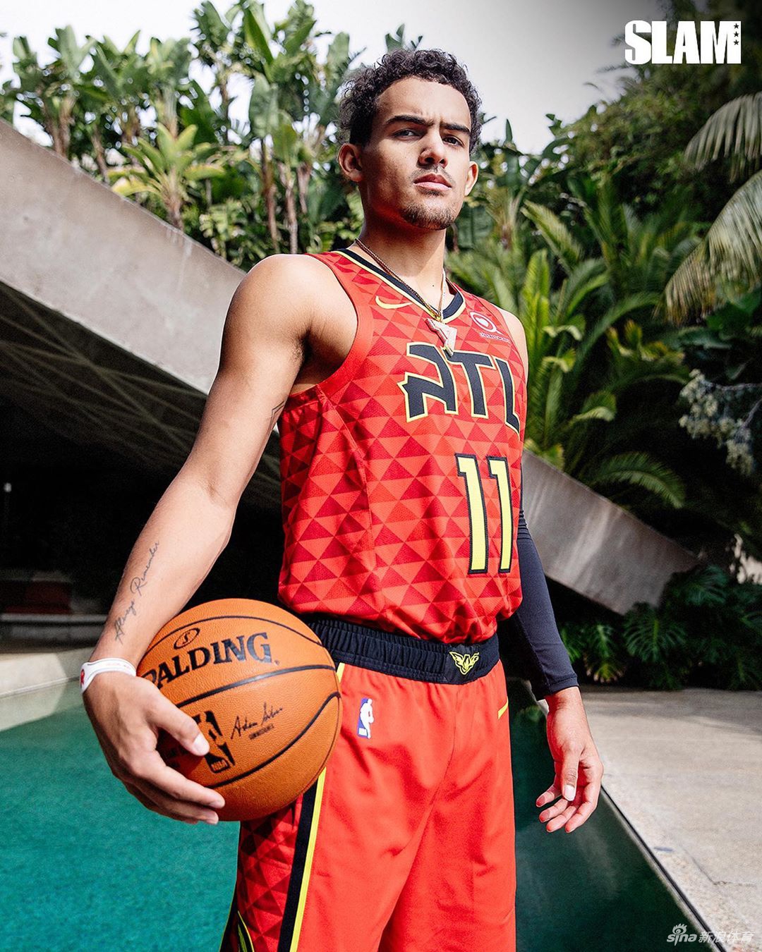 特雷-杨拍摄杂志封面写真 最冷酷小个子杀手