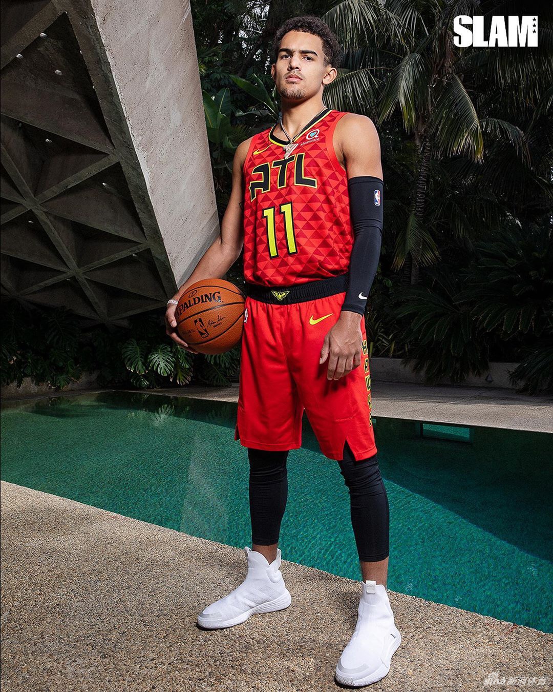 特雷-杨拍摄杂志封面写真 最冷酷小个子杀手