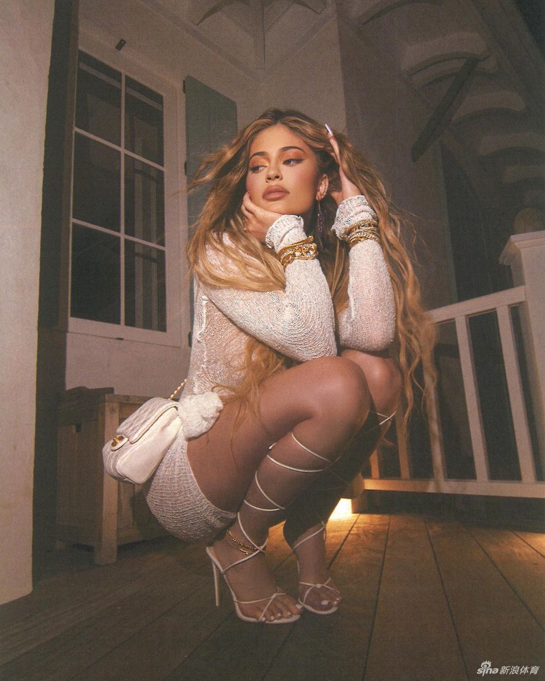 卡戴珊家小妹为新冠疫情捐款100万！她的收入是同期詹姆斯的2倍