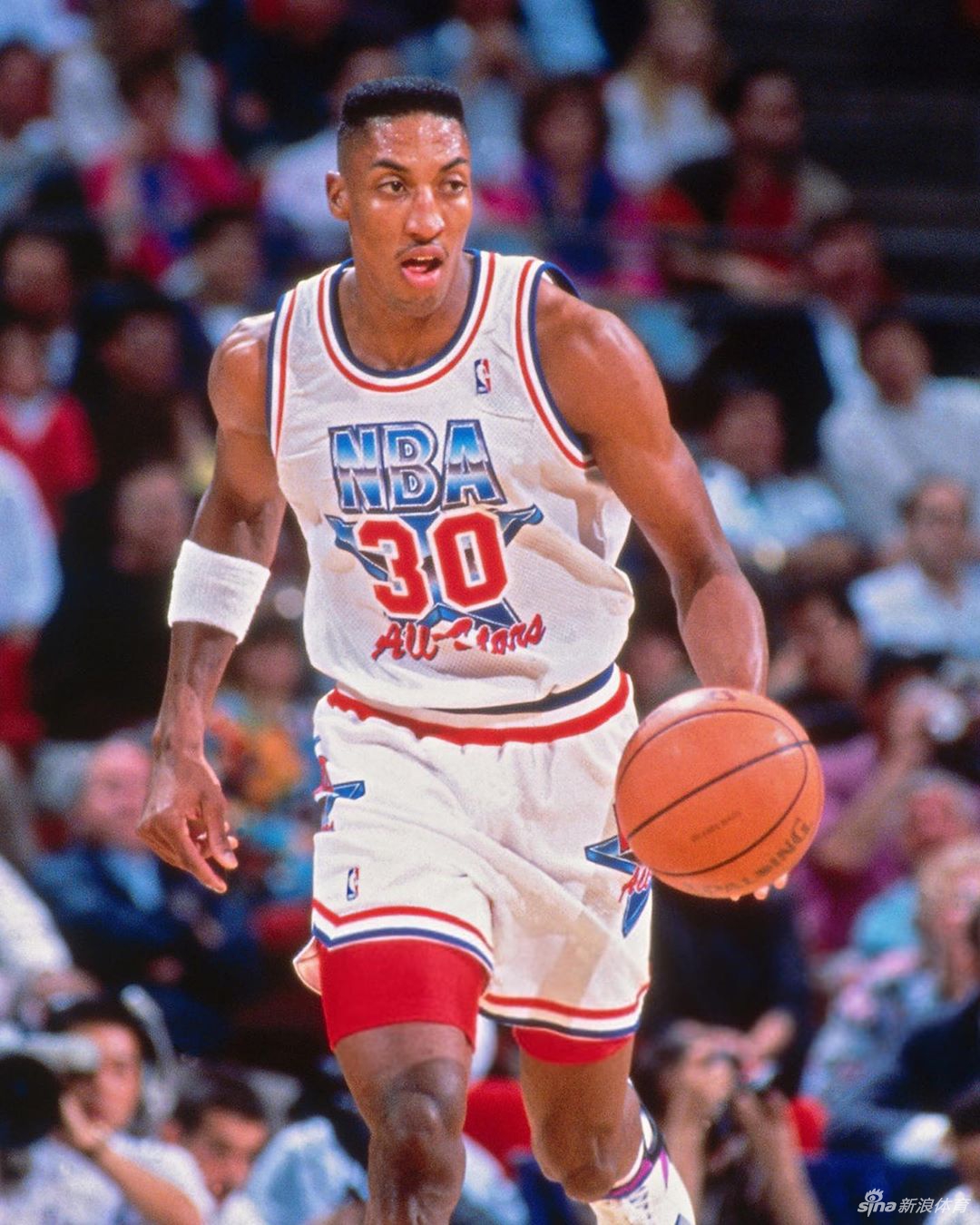 神的助手！皮蓬公牛时期各款球衣回顾