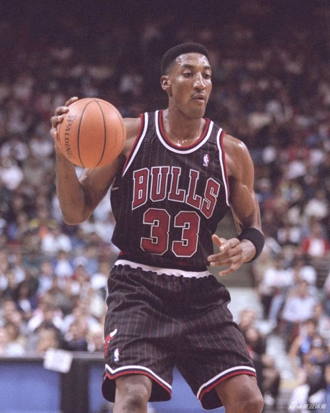 神的助手！皮蓬公牛时期各款球衣回顾