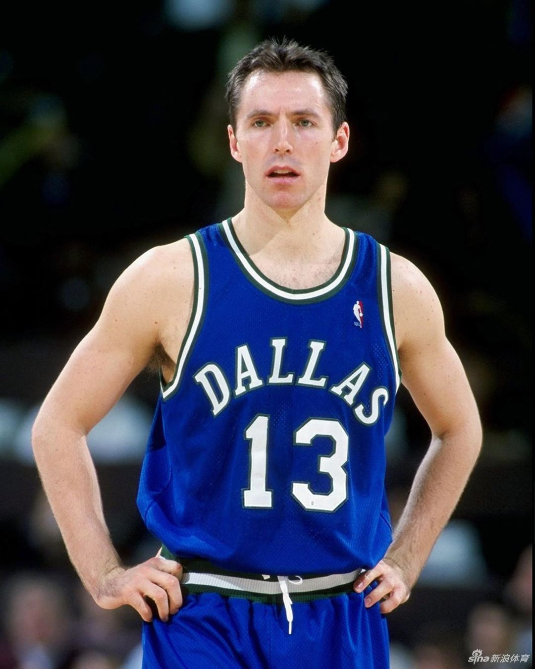 纳什老照片:96黄金一代成员 MVP+助攻王