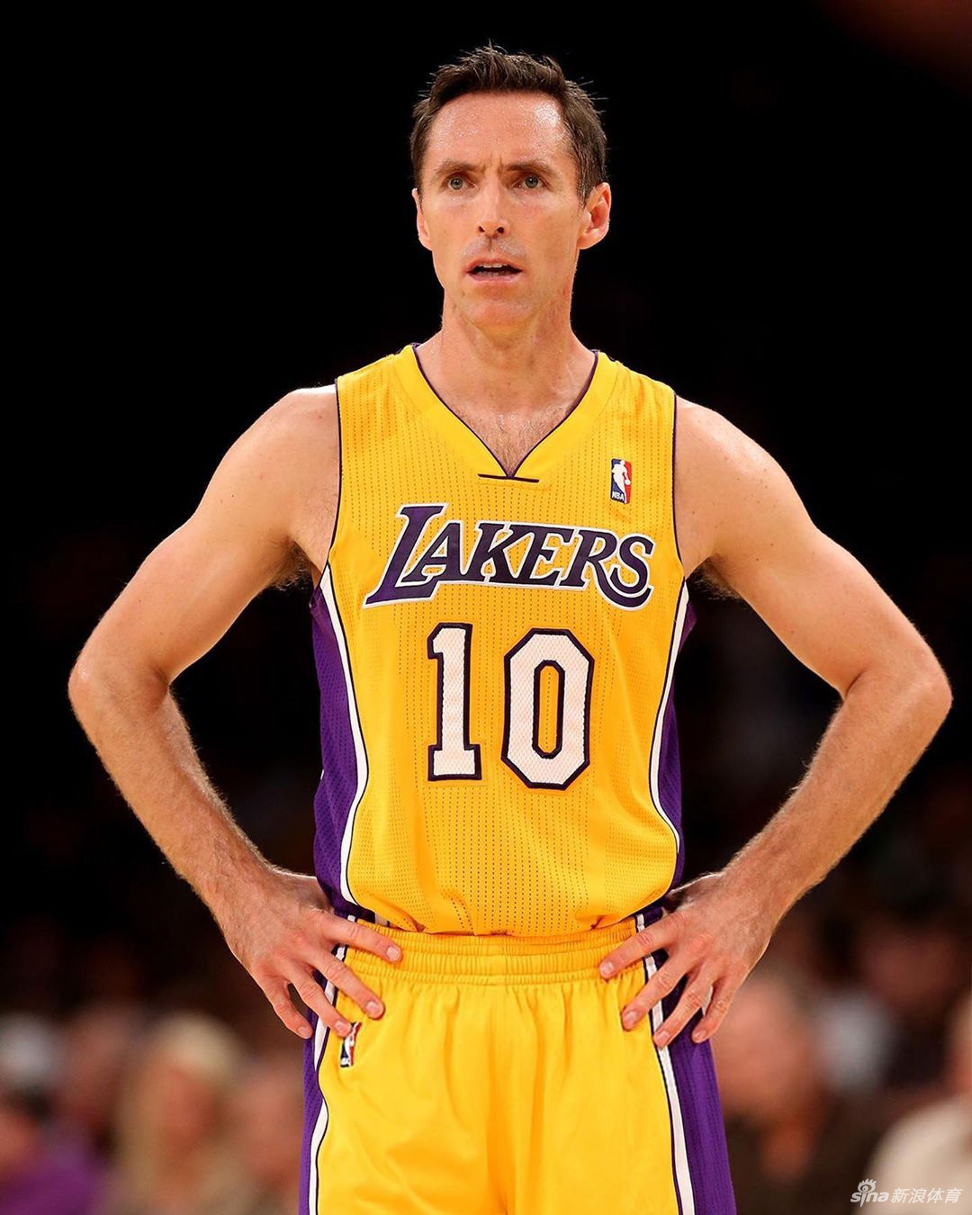 纳什老照片:96黄金一代成员 MVP+助攻王