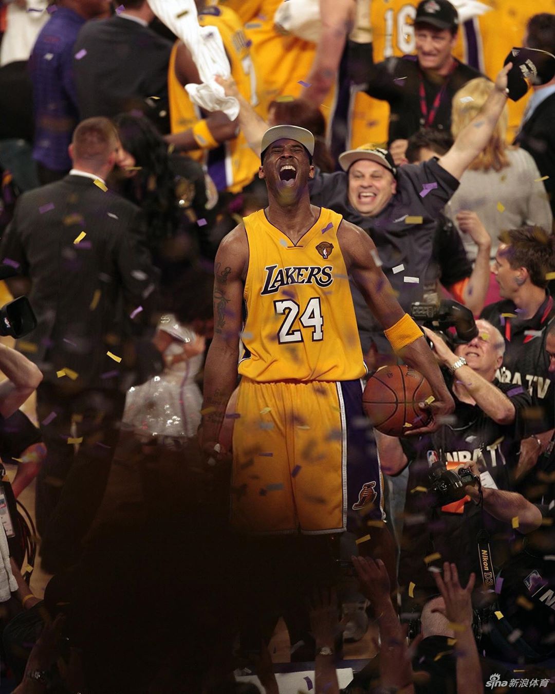 十年前的今天湖人抢七赢总冠军 科比夺生涯第五冠