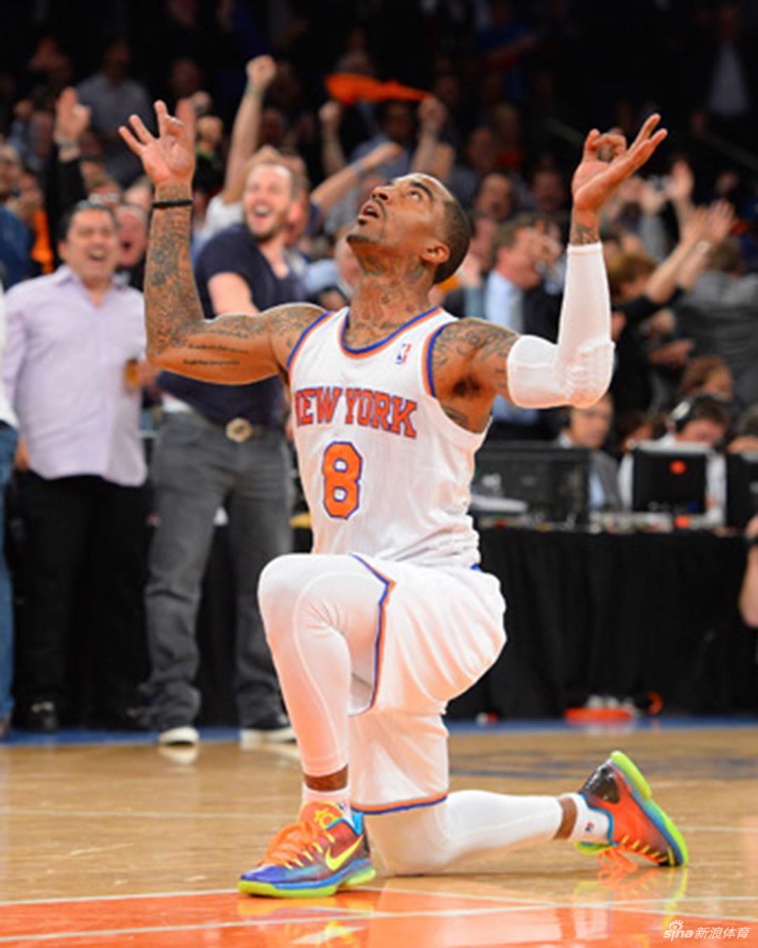 JR史密斯老照片：短暂CBA生涯 骑士收获巅峰