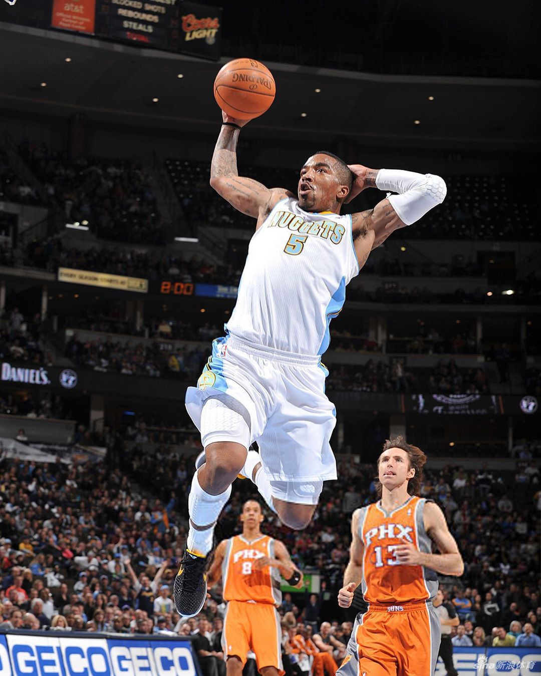 JR史密斯老照片：短暂CBA生涯 骑士收获巅峰