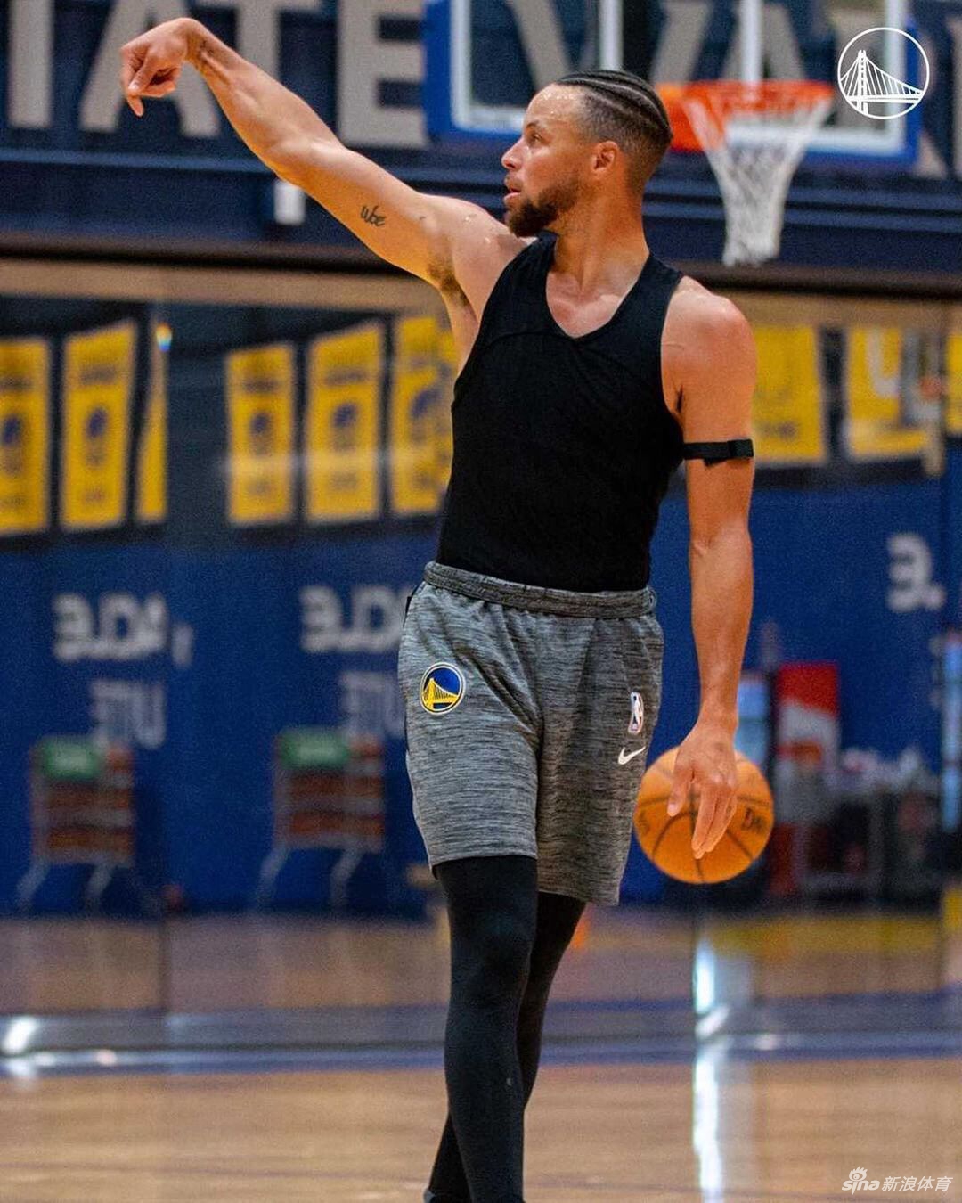 NBA新赛季快开始了！库里引领各队球员归队训练