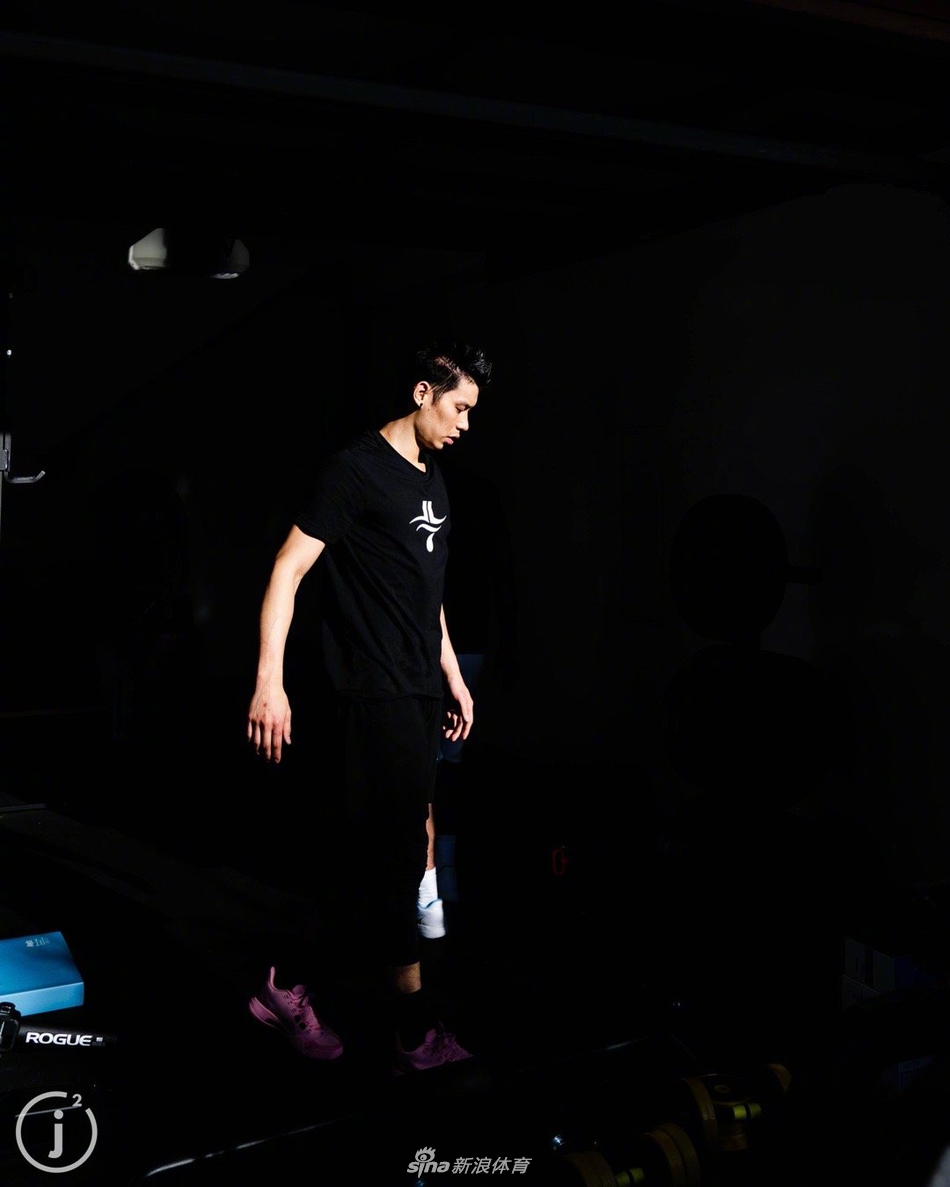 林书豪晒训练照：静下心来 专心训练