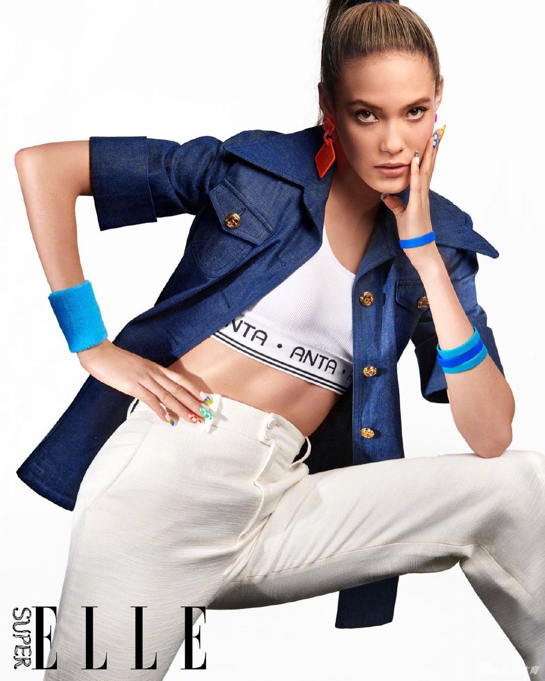 冰雪美女谷爱凌拍摄时尚写真 感受她的异域风情