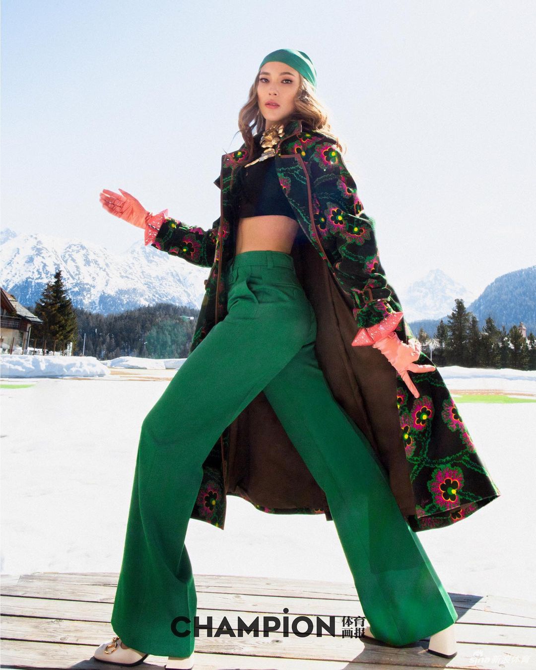 冰雪美女谷爱凌拍谁杂志写真 时尚感满分