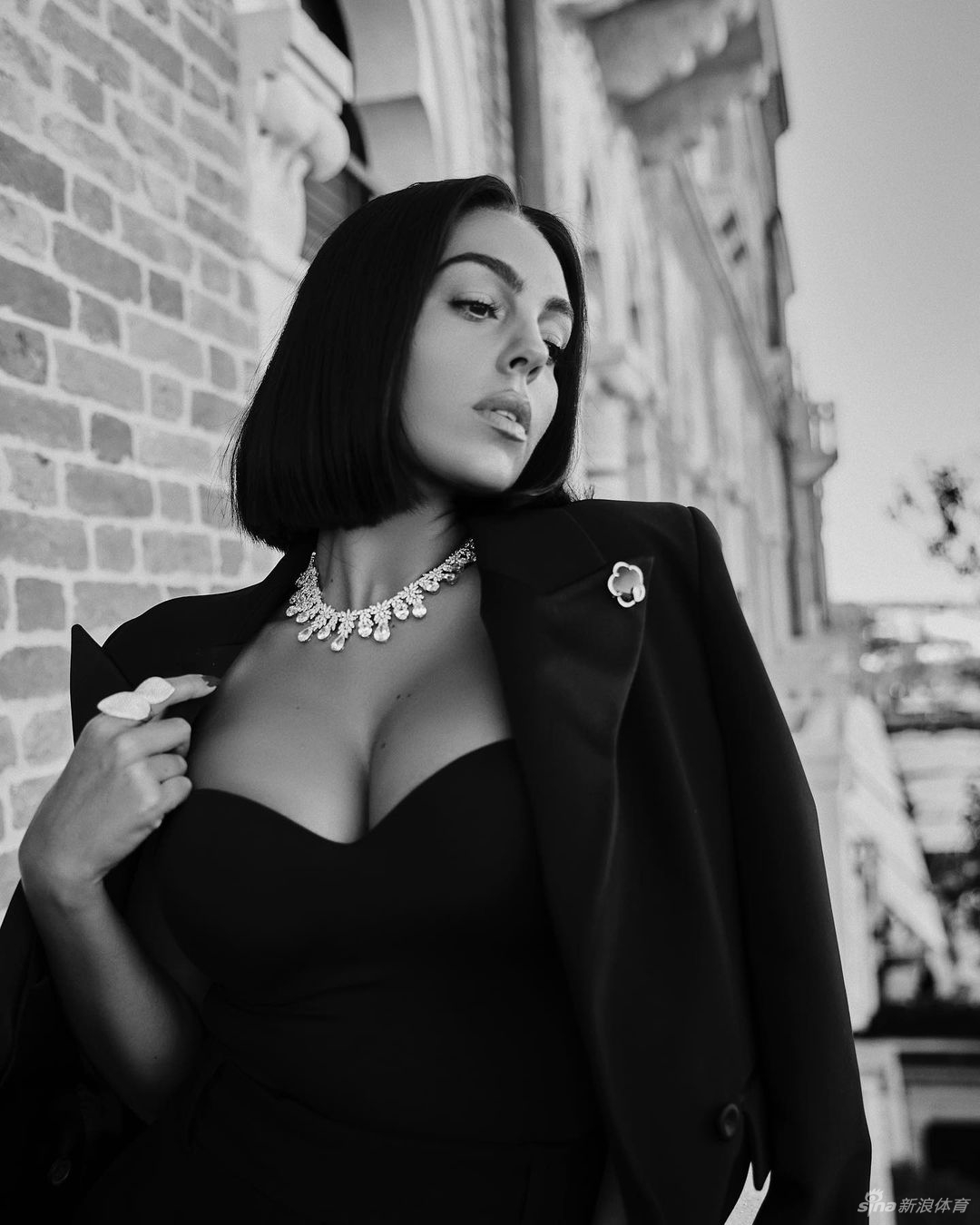 C罗妈妈反对儿子与女友结婚：她就是在捞钱