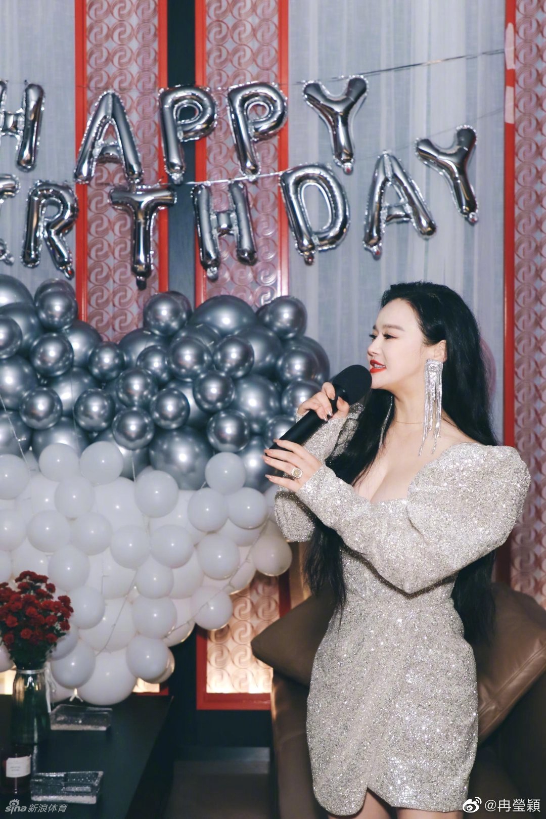 拳王邹市明美妻冉莹颖生日聚会