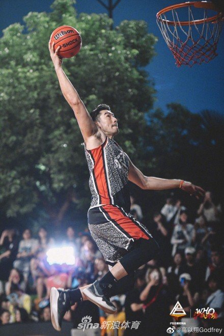 林书豪好友高以翔离世 向这位爱打篮球的朋友致哀