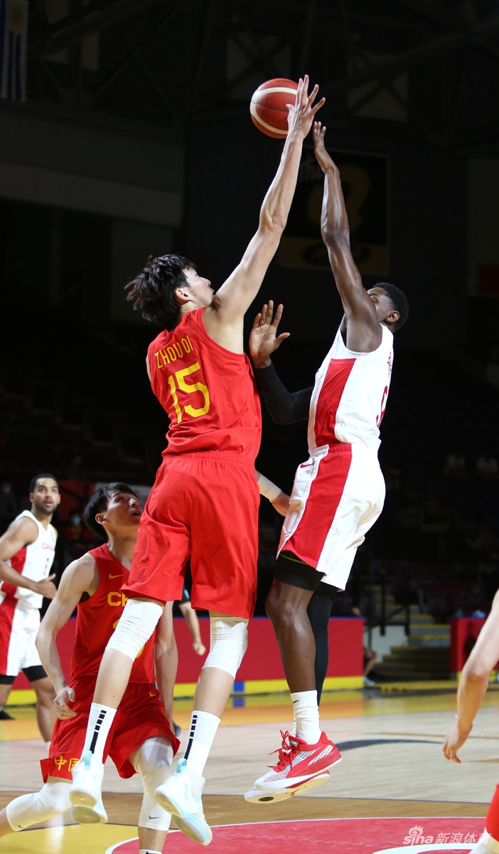 [奥运落选赛]中国男篮79-109加拿大 胡明轩24分