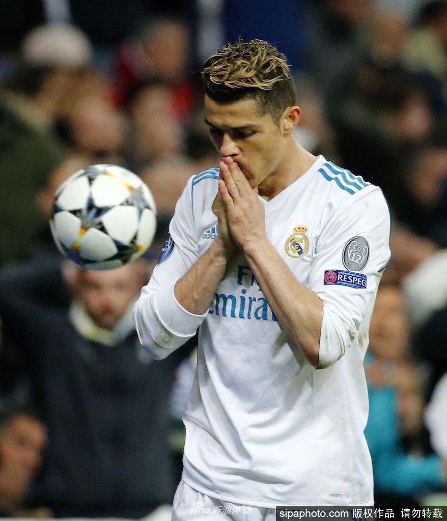 足坛第一人！体坛第三人！C罗收入将突破10亿美元